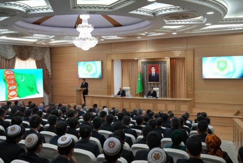 Туркменистан внедрил систему электронных виз для иностранных граждан