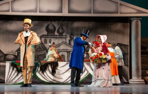 В Ашхабаде премьера «Женитьбы» Гоголя превратилась в музыкальный водевиль