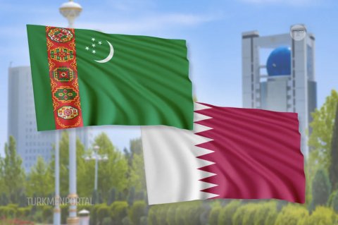 Президент Туркменистана поздравил эмира Катара