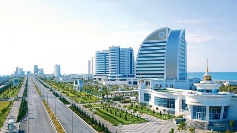 Президент Туркменистана разрешил госруководителям уйти в отпуск с 1 августа