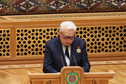 Президент Туркменистана наградил академика Ивана Кузьмина званием «Герой Туркменистана»