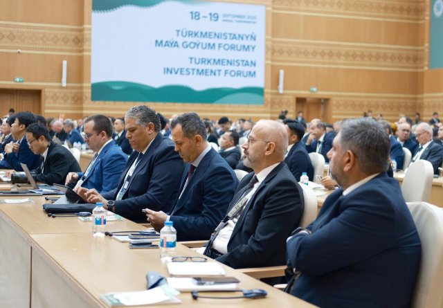 Туркменистан планирует стать ключевым транзитным узлом региональных торговых маршрутов