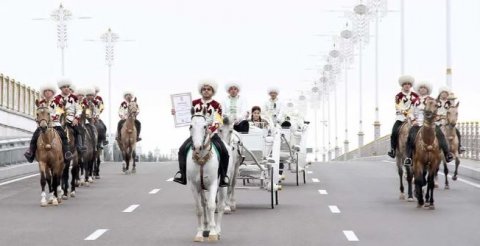  Группа «Галкыныш» получила международные награды за цирковое искусство