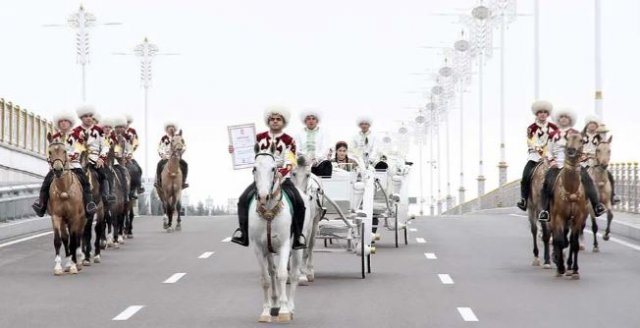  Группа «Галкыныш» получила международные награды за цирковое искусство