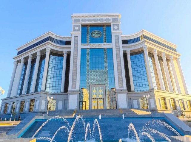 Fitch Ratings присвоило Внешэкономбанку Туркменистана рейтинг «BB-» со стабильным прогнозом