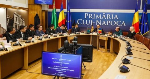 Туркменские учёные приняли участие в международной конференции в Румынии