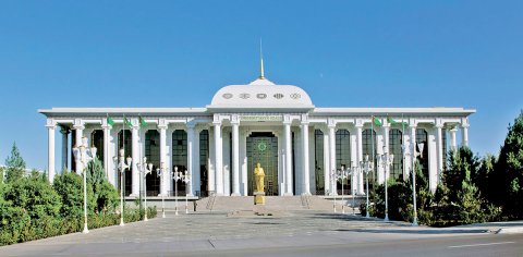 Меджлис Туркменистана принял пакет законов на двенадцатом заседании