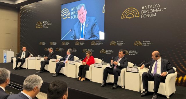 Рашид Мередов выступил на Пятом Анталийском дипломатическом форуме