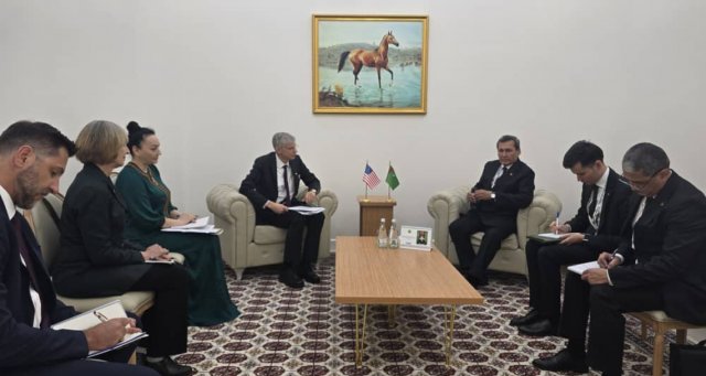 В Авазе прошли переговоры глав МИД Туркменистана и США на полях конференции ООН