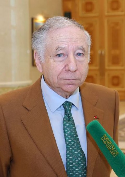 Президент Туркменистана обсудил с Жаном Тодтом инициативы по устойчивому транспорту и безопасности дорожного движения