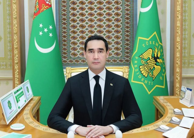  Глава Туркменистана провел совещание по развитию агросектора