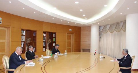 В МИД Туркменистана обсудили развитие сотрудничества с Ираком