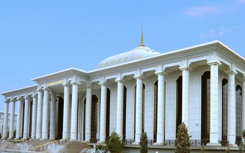 Восьмое заседание Меджлиса Туркменистана седьмого созыва состоится 12 апреля