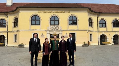 Преподаватели туркменского вуза проходят тренинг в Румынии по программе Erasmus+