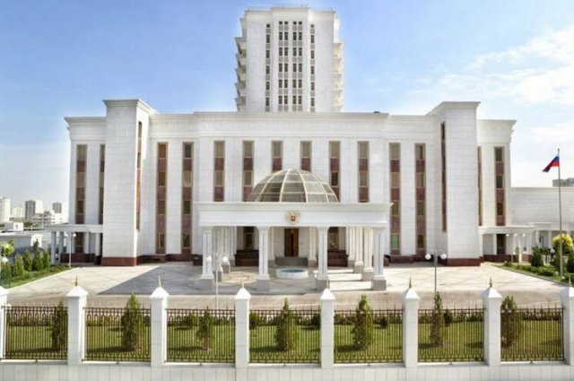 Россиянам в Иране разъяснили порядок выезда через Туркменистан