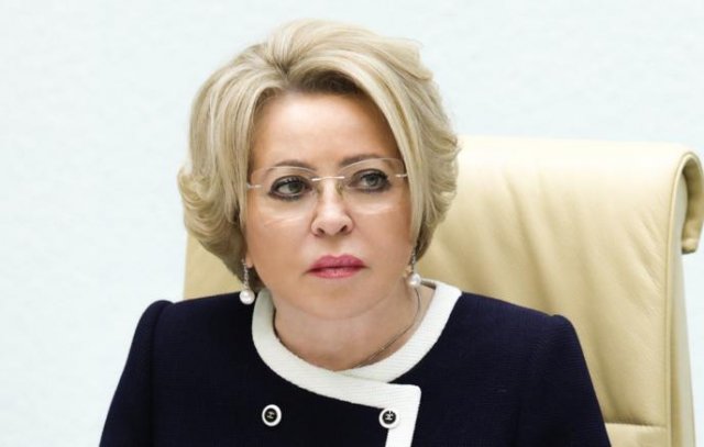 Председатель Халк Маслахаты поздравил Матвиенко с днём рождения