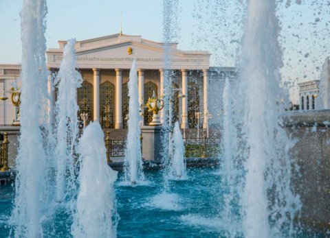 Выходные в столице Туркменистана откроют двумя театральными премьерами