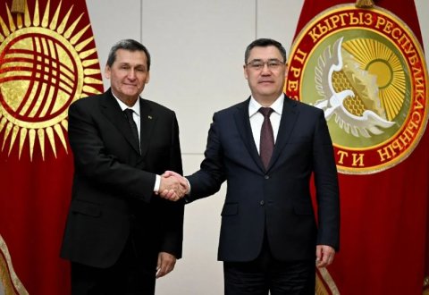 Рашид Мередов и Садыр Жапаров обсудили укрепление кыргызско-туркменских отношений
