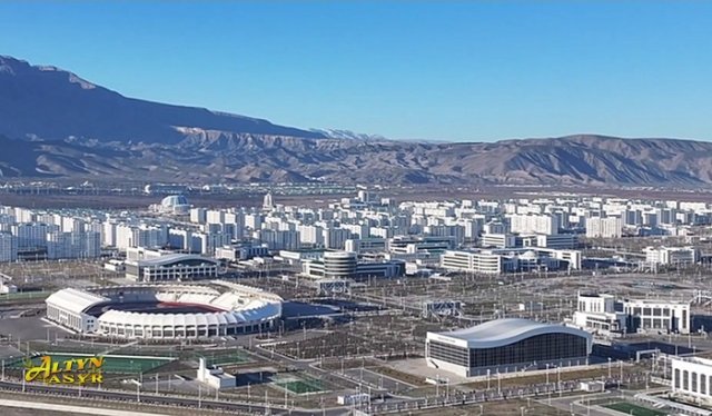 В Аркадаге усилят контроль за сроками и качеством строительства