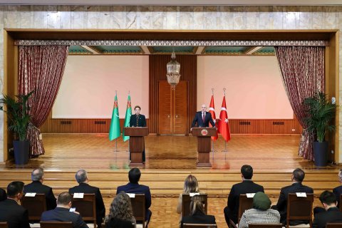 Главы парламентов Туркменистана и Турции провели пресс-брифинг в Анкаре