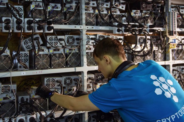 Туркменистан утвердил дорожную карту по криптоактивам и майнингу