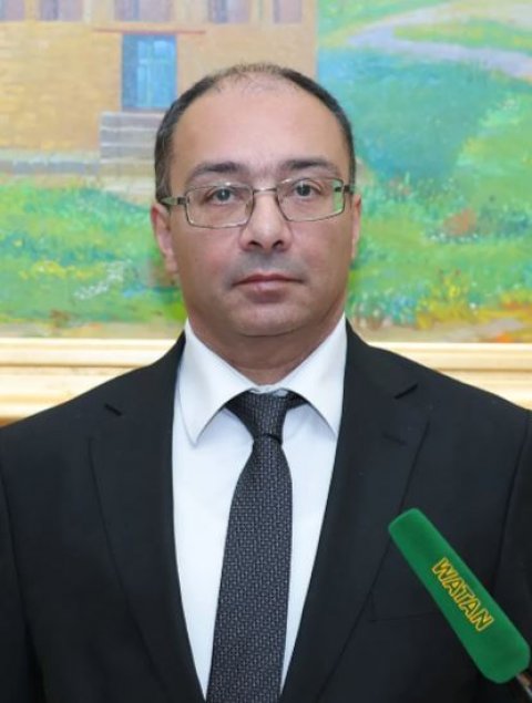 Президент Туркменистана принял верительные грамоты от посла Армении