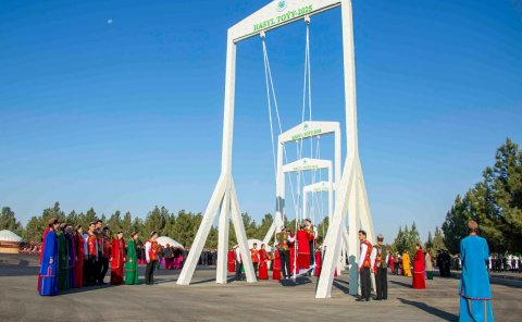 В Ашхабаде прошли торжества в честь Праздника урожая