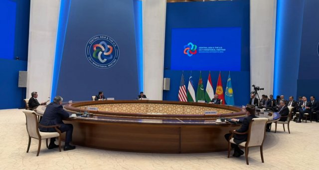 Транскаспийский маршрут, ИИ и безопасность: итоги «С5+1» в Самарканде