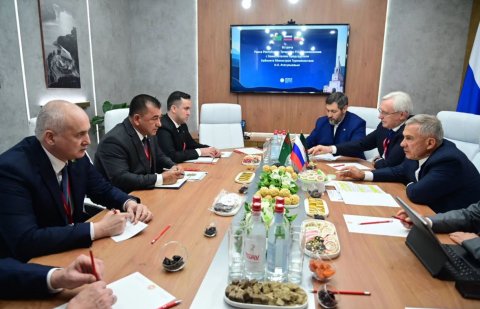 Туркменистан и Татарстан договорились активизировать экономическое сотрудничество — встреча на ПМЭФ
