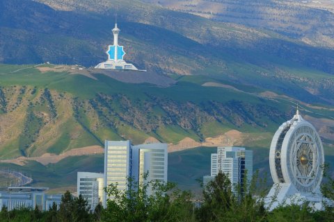 Туркменские бизнесмены поддерживают образование и здравоохранение, внося вклад в достижение целей ООН