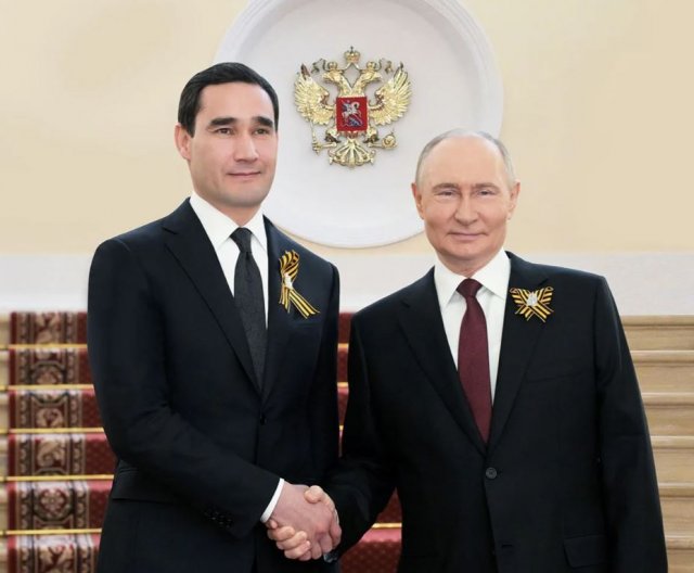 Путин поздравил главу Туркменистана с юбилеем, подчеркнув рост страны