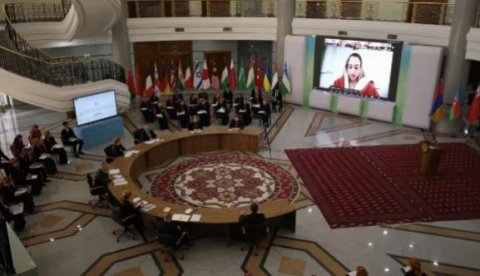 В Туркменистане обсудили роль языка в международных отношениях