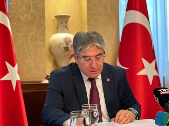 Турция готова транспортировать туркменский газ и электроэнергию на Запад