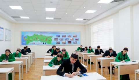 В Туркменистане запущен интерактивный портал для абитуриентов dalasgar.bilim.tm