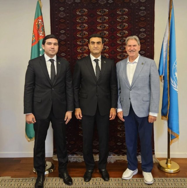 Туркменистан может принять юниорские турниры ITF с 2027 года