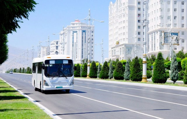 В Ашхабаде временно изменят маршруты автобусов №45 и №100