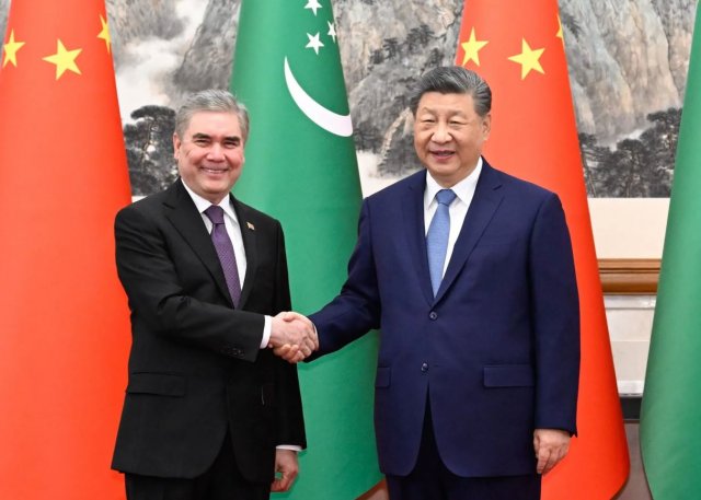 Сердар Бердымухамедов пригласил Си Цзиньпина посетить Ашхабад