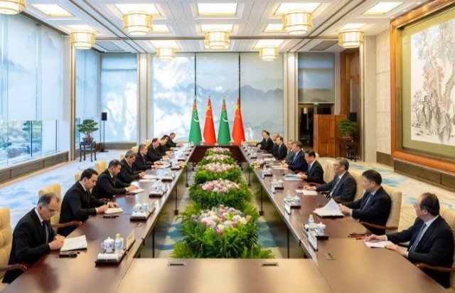 Си Цзиньпин назвал Туркменистан надёжным партнёром Китая в ЦА